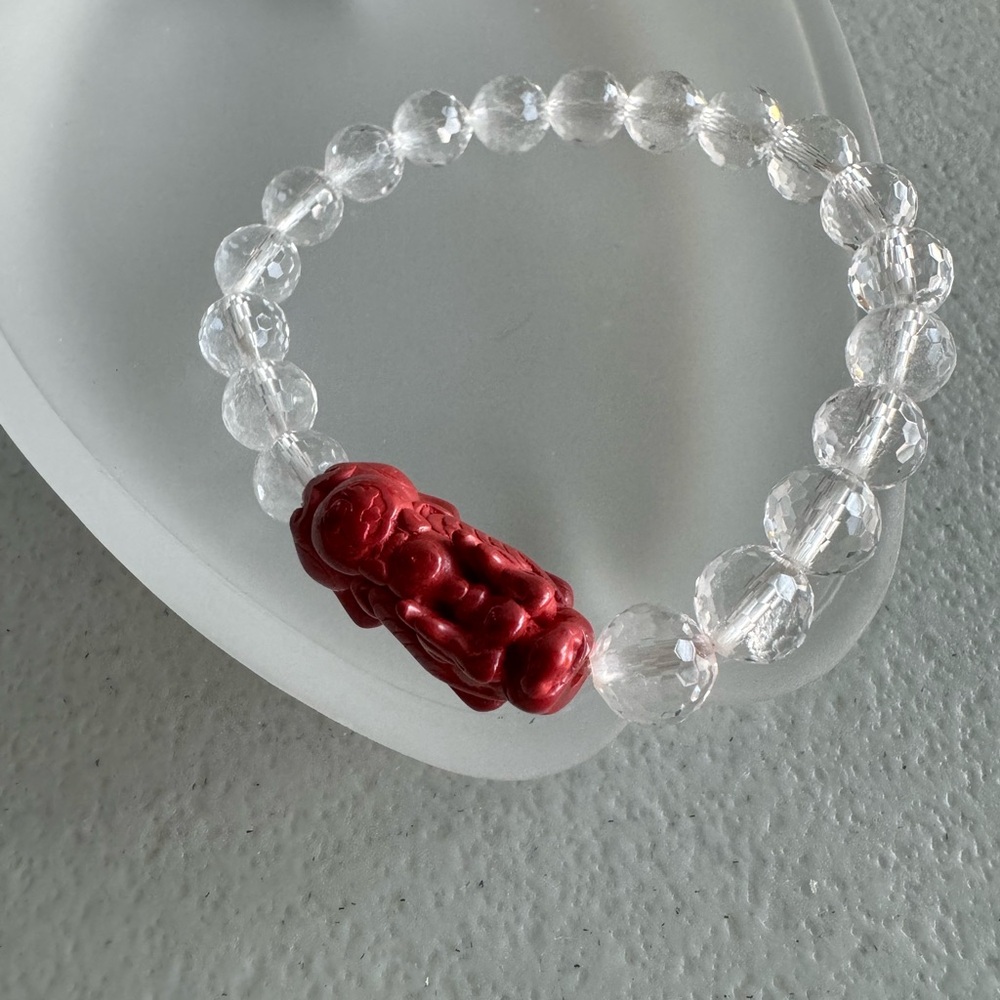 Natural white crystal diamond face + cinnabar Pixiu bracelet